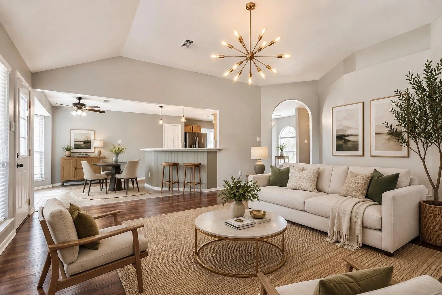 4 bed, 2.0 bath, 1868 sqft, $2,250 — Photo 1