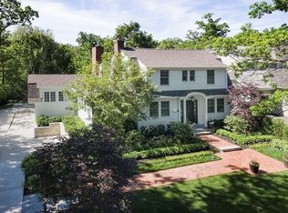 250 Roger Williams Ave, Highland Park, IL 60035