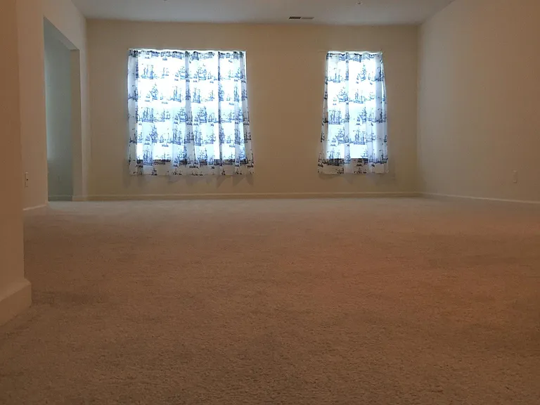 17028 Beveridge Dr — Photo 10