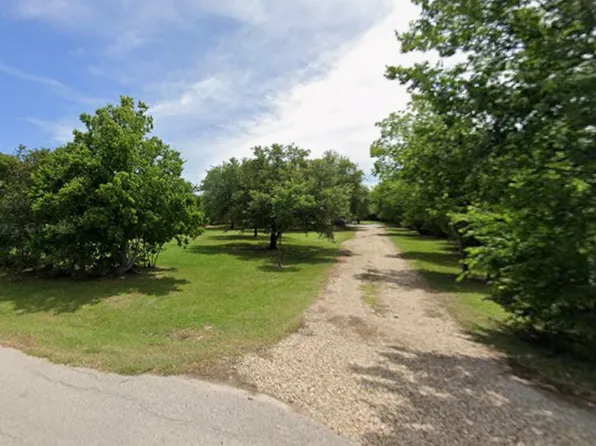 14875 Live Oak St, College Station, TX 77845