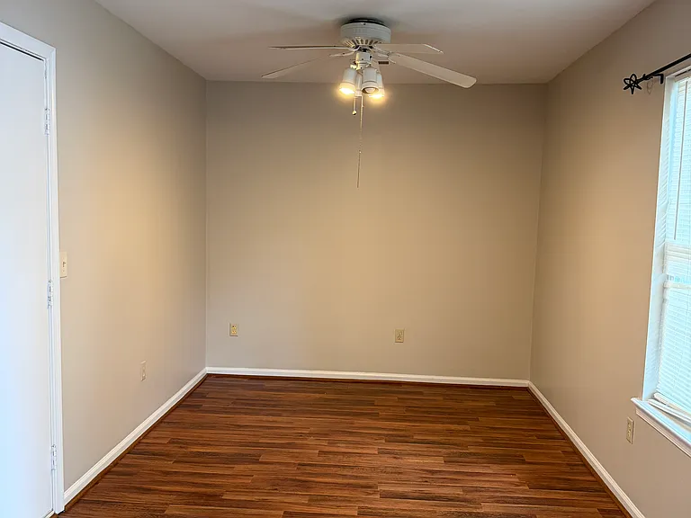 424 Rudder Ln — Photo 2