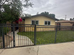 180 E 7th St #D, Perris, CA 92570