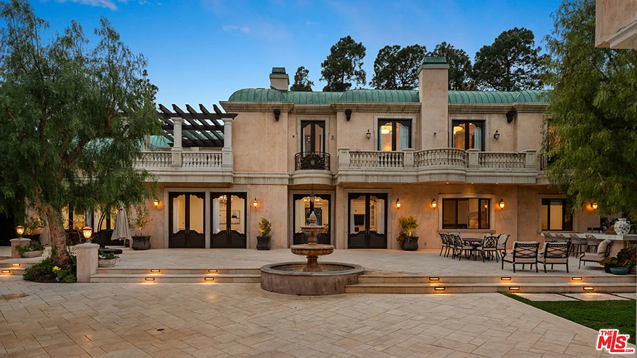 7 bed, 9.0 bath, 10435 sqft, $65,000 — Photo 1