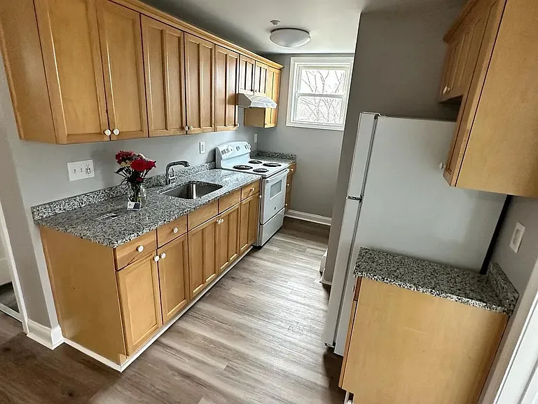 57 Greenwood St #2F — Photo 1