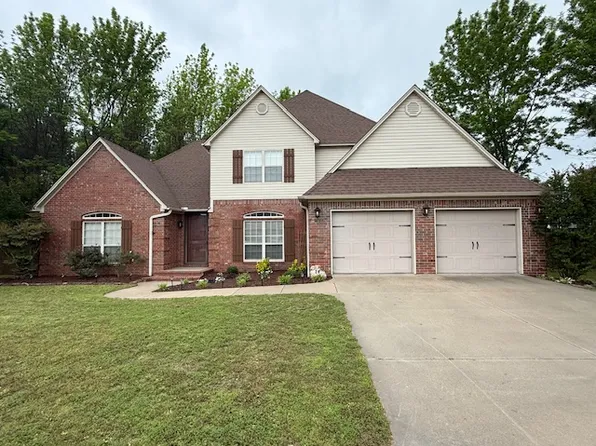 28 Angelfish Ct, Russellville, AR 72802