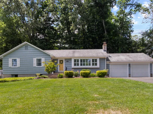 25 Mansfield Road, North Haven, CT 06473