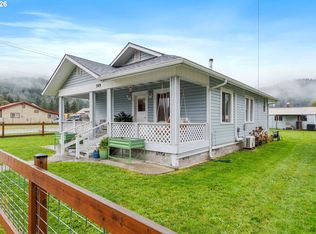 309 4th Ave, Powers, OR 97466