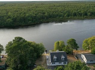 12 Blissful Ln, Wareham, MA 02571