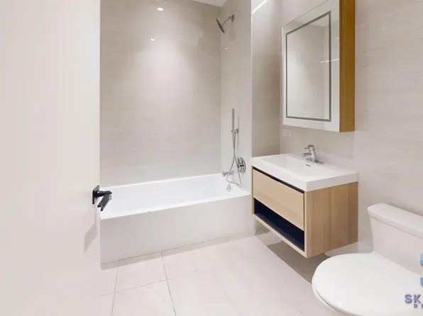 43-25 52nd Street image 14 of 34