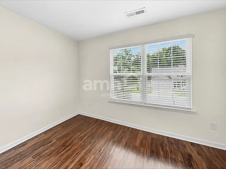 145 Mount Olivet Dr — Photo 17