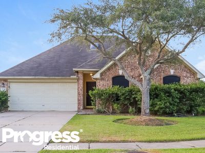 1806 Quiet Hollow Dr, Fresno, TX, 77545