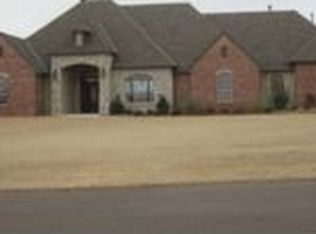 450 Stone Bg, Edmond, OK 73034