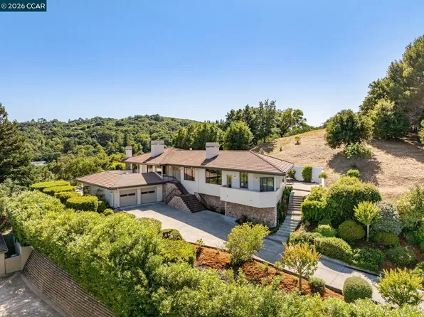 6 Tanglewood Ln, Lafayette, CA 94549