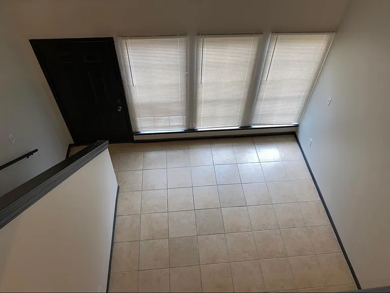 210 Belfast St #D — Photo 6