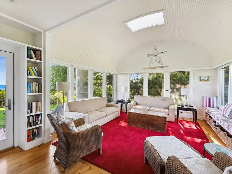 74 Further Ln — Photo 8