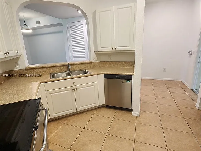 3600 Oaks Clubhouse Dr #206 — Photo 58