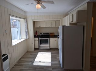 907 Silver Ave SW APT D, Albuquerque, NM 87102