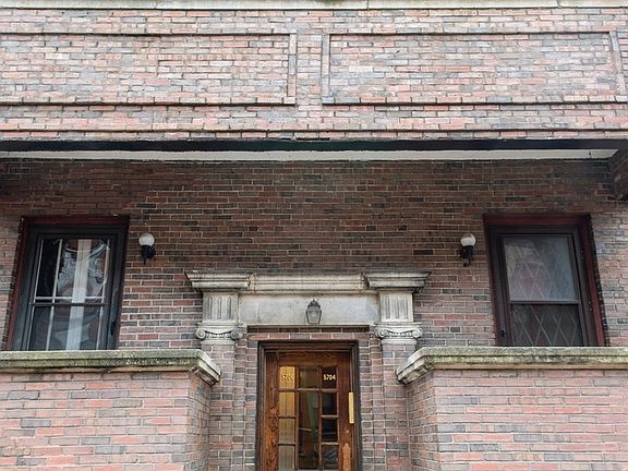 2nd image of 5706 S Kimbark Ave #3