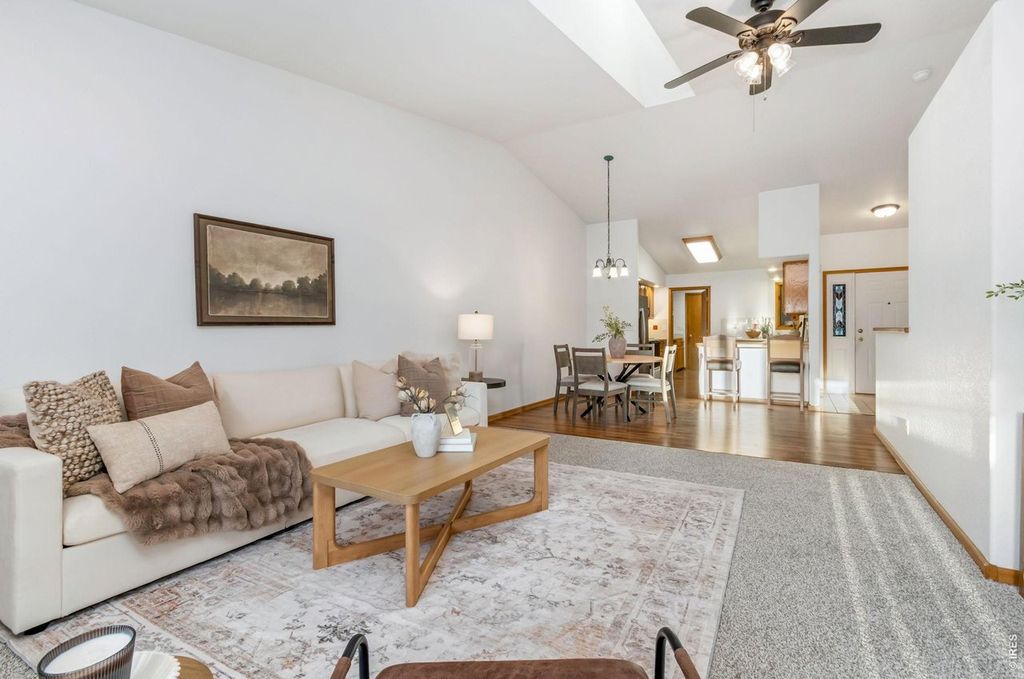 1633 Northbrook Ct