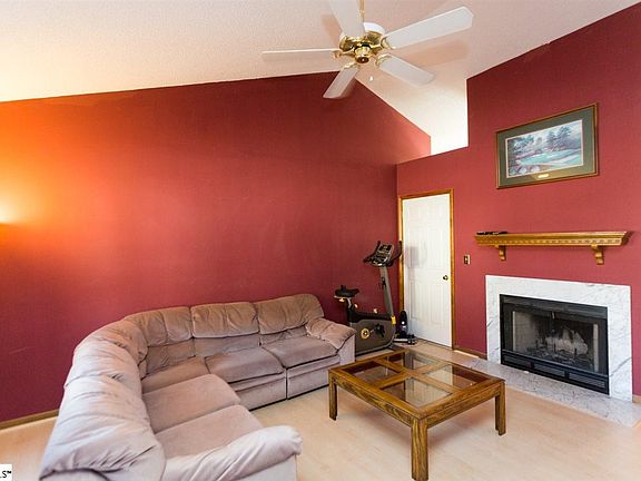 5th image of 101 Dunwoody Dr