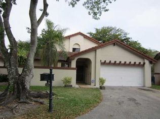 17333 NW 61st Pl, Hialeah, FL 33015