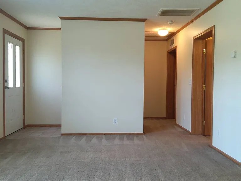 201 Olive St — Photo 3