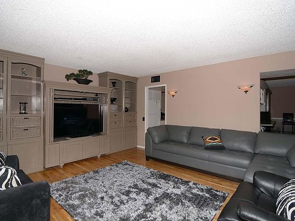 2nd image of 12414 W Candlelight Dr