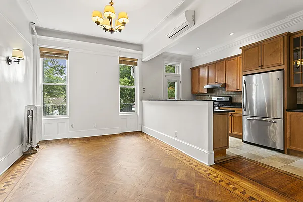 Rented by Compass | media 29