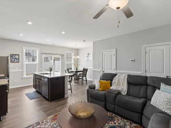 435 Leighann Ridge Ln, Rolesville, NC 27571