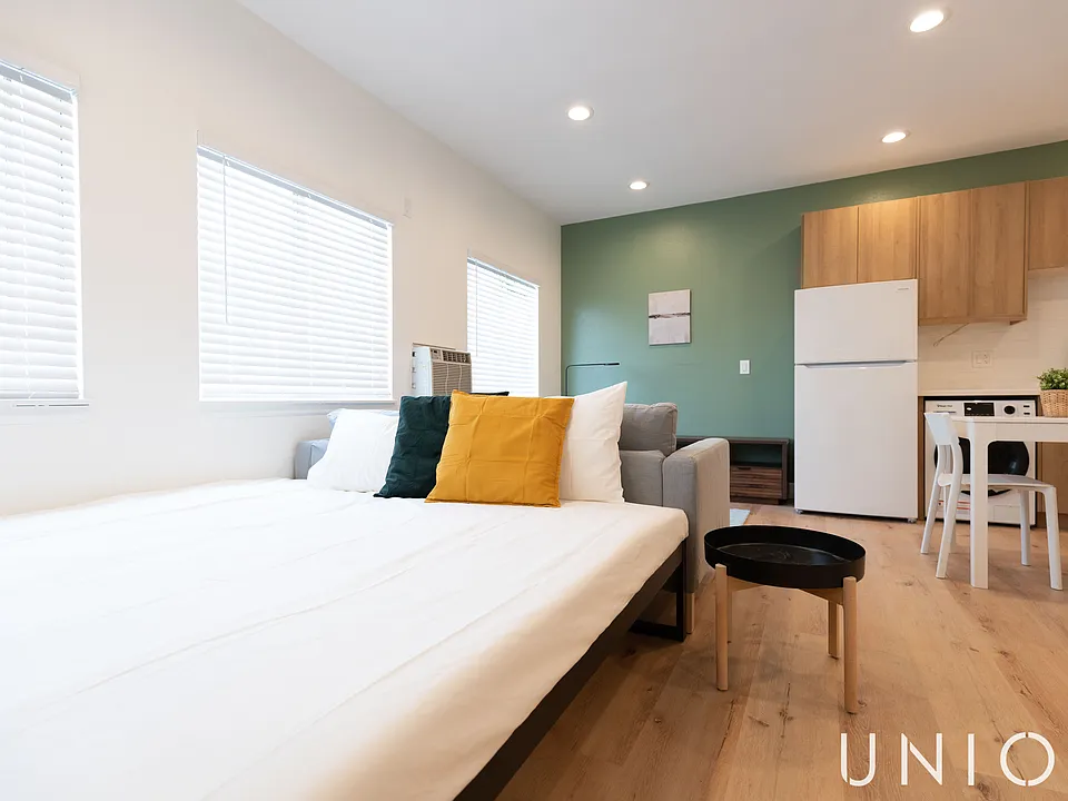 25th Street Apartments