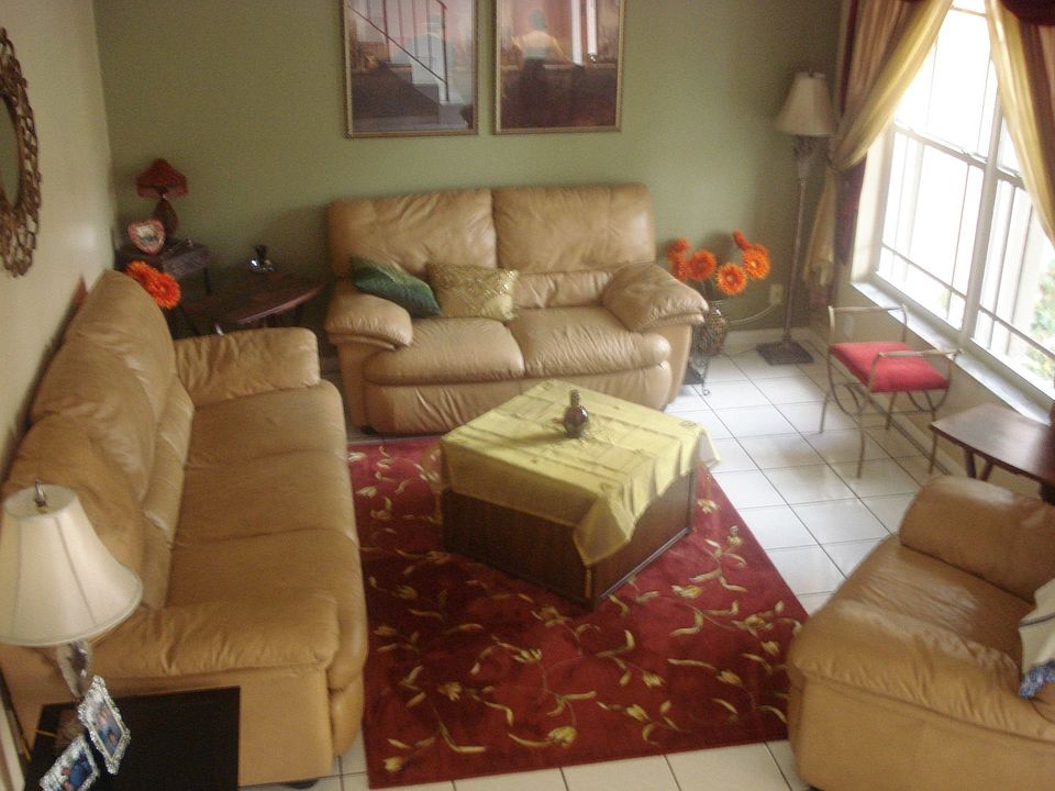 LOTS OF LIGHT THROUGHOUT HOUSE
