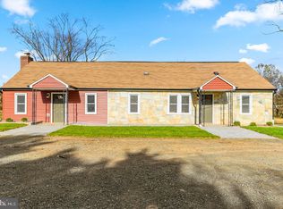 14742 Vint Hill Rd, Nokesville, VA 20181