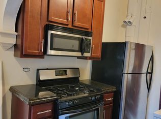1465 W Montrose Ave, Chicago, IL 60613