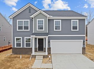 632 Countryside Dr, Chelsea, MI 48118