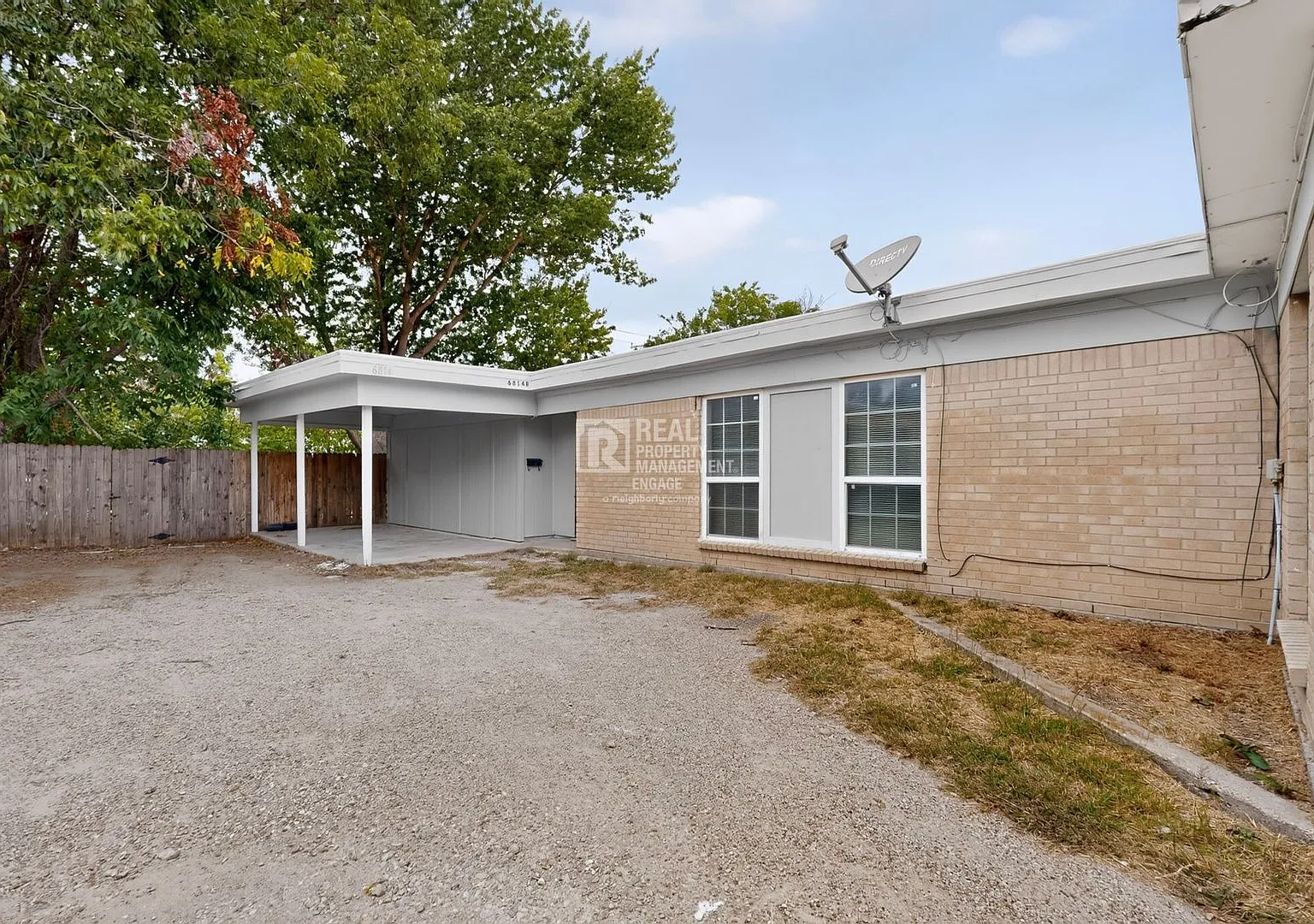 6814 Trail Lake Drive — Photo 3