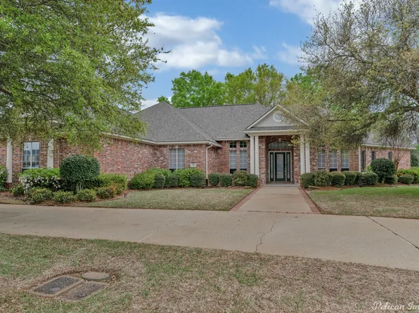 332 Crosscreek Dr, Bossier City, LA 71111