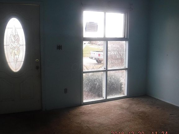 4th image of 1795 Dysart Ave