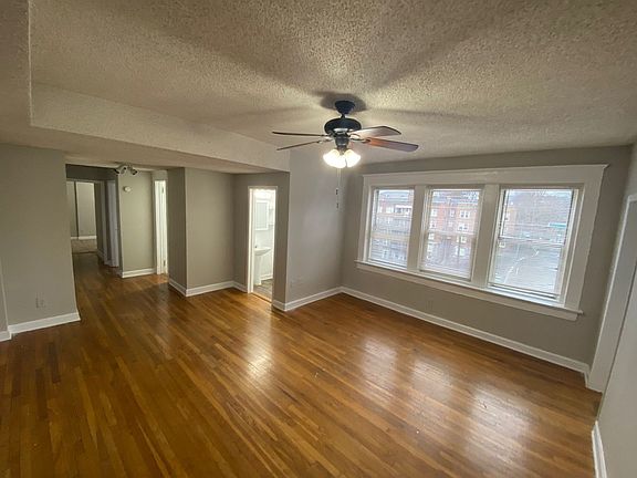 3rd image of 705 Piedmont Ave NE APT 34