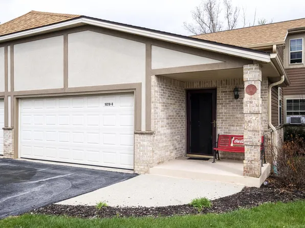 N113W16218 Sylvan CIRCLE #B-18, Germantown, WI 53022