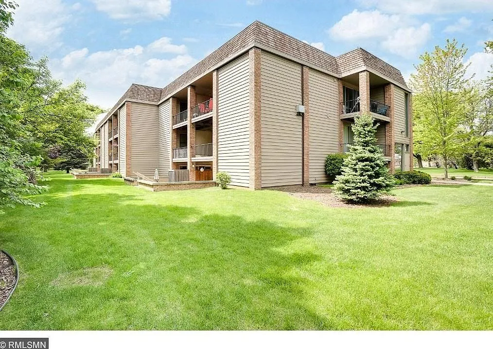 1 bed, 760 sqft, $1,390 — Photo 1