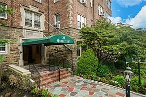 1st image of 21 Chatsworth Avenue #6D