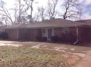 1725 Decharles St, Tyler, TX 75701