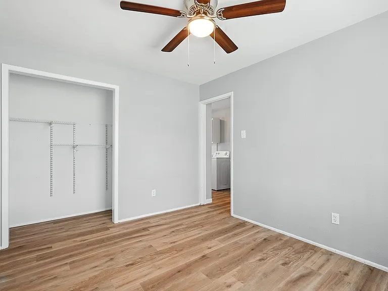 5107 Durango Dr — Photo 14