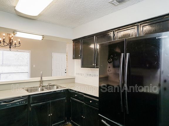 5th image of 15014 Spring Crk APT 202