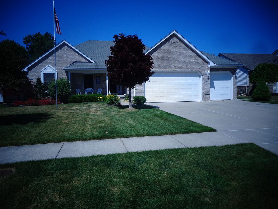 1st image of 52369 Creek Ln