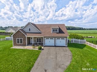 3 Jessie Ln, Broad Brook, CT 06016