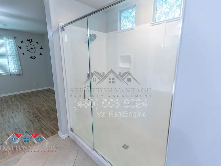 15244 W Moreland St — Photo 20