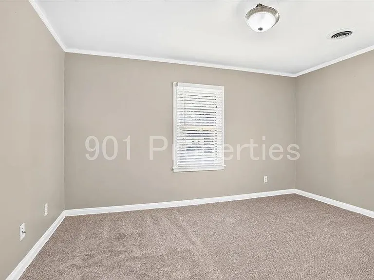 4694 Flamingo Rd — Photo 20
