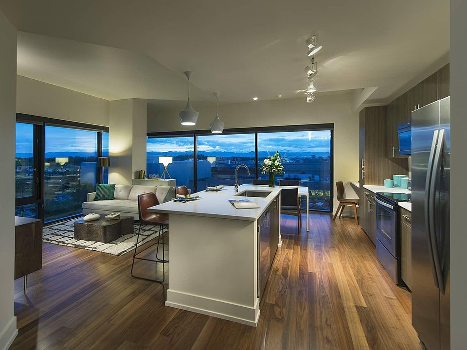 1st image of 200 Fillmore St #613
