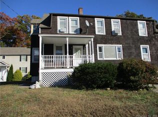 1862 Chopsey Hill Rd, Bridgeport, CT 06606